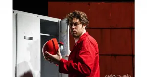 A teatro | Brescia, Teatro Chiostro San Giovanni e Provaglio di Iseo (BS), Teatro Pax - CARDIO DRAMA. SPETTACOLO SEMISERIO SU UN ORGANO QUASI PERFETTO - dagli 11 anni - Immagine: 5