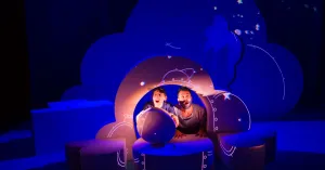 A teatro | Vimodrone (MI), Everest - Spazio alla Cultura - CHE FORMA HANNO LE NUVOLE? - 6/10 anni - Immagine: 1