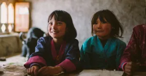 LUNANA, IL VILLAGGIO ALLA FINE DEL MONDO - Immagine: 1