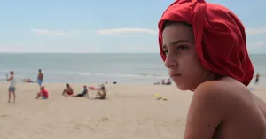 UNA VOCE FUORI DAL CORO - Immagine: 2