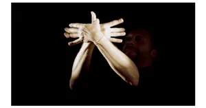 HOMESWEETHOME. CAP II - L'INTRUSO - Immagine: 1